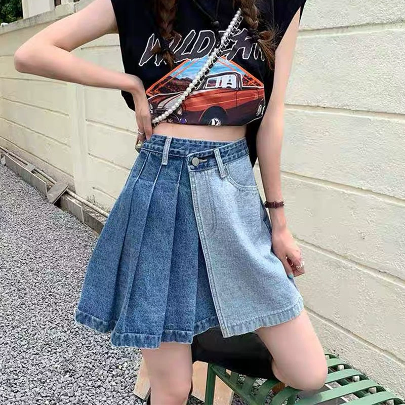 Ранняя весна, новая цельная плиссированная юбка с асимметричным контрастным цветом и высокой талией, утягивающая джинсовая юбка трапециевидной формы