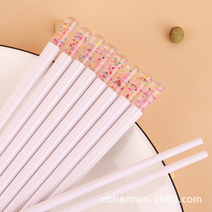 �ߙn��ɫ�Ͻ�����¿����ù�����͸ߜظ��ֵ�;߼������