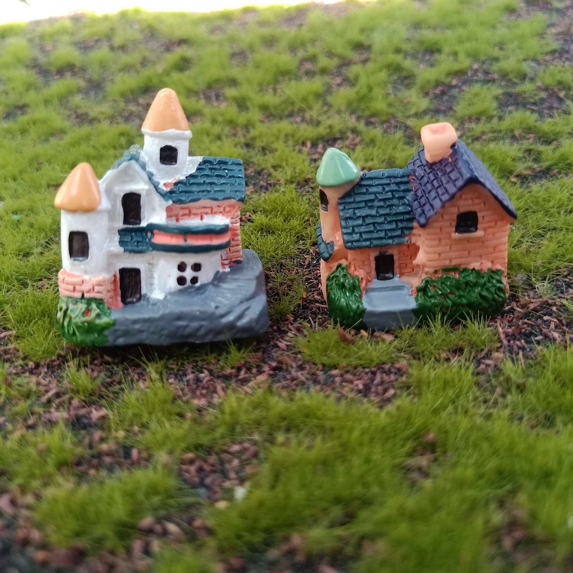 Spot mini villa de dos pisos con paredes blancas, casas antiguas explosivas, edificios chinos, casas antiguas, decoración de casas rurales