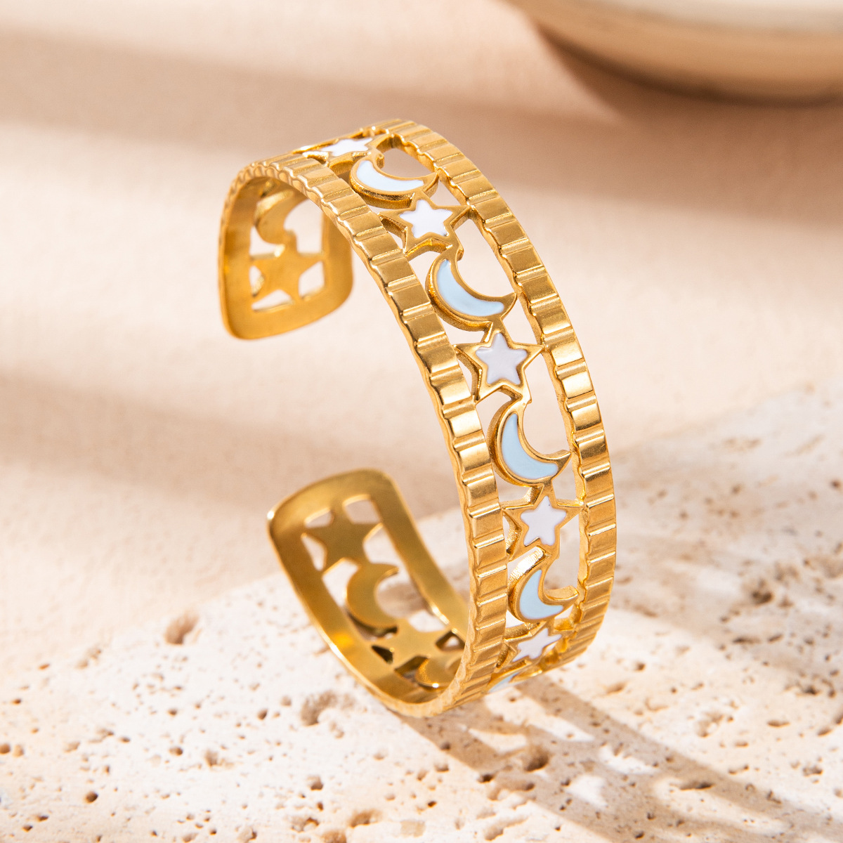 Cuff Bracelets Classification 1 Piece Quantity Retro Classic Style Star Moon 304 Stainless Steel 18K Gold Plated Cuff Bracelets In Bulk