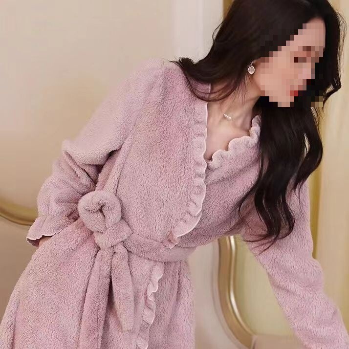Winter Pajamas and Nightgowns for Women, Petite Women's Nightgowns, Autumn and Winter Home Wear, Coral Fleece Thickened and Fleece-Lined Pajamas Winter Pajamas and Nightgowns for Women, Petite Women's Nightgowns, Autumn and Winter Home Wear, Coral Fleece Thickened and Fleece-Lined Pajamas