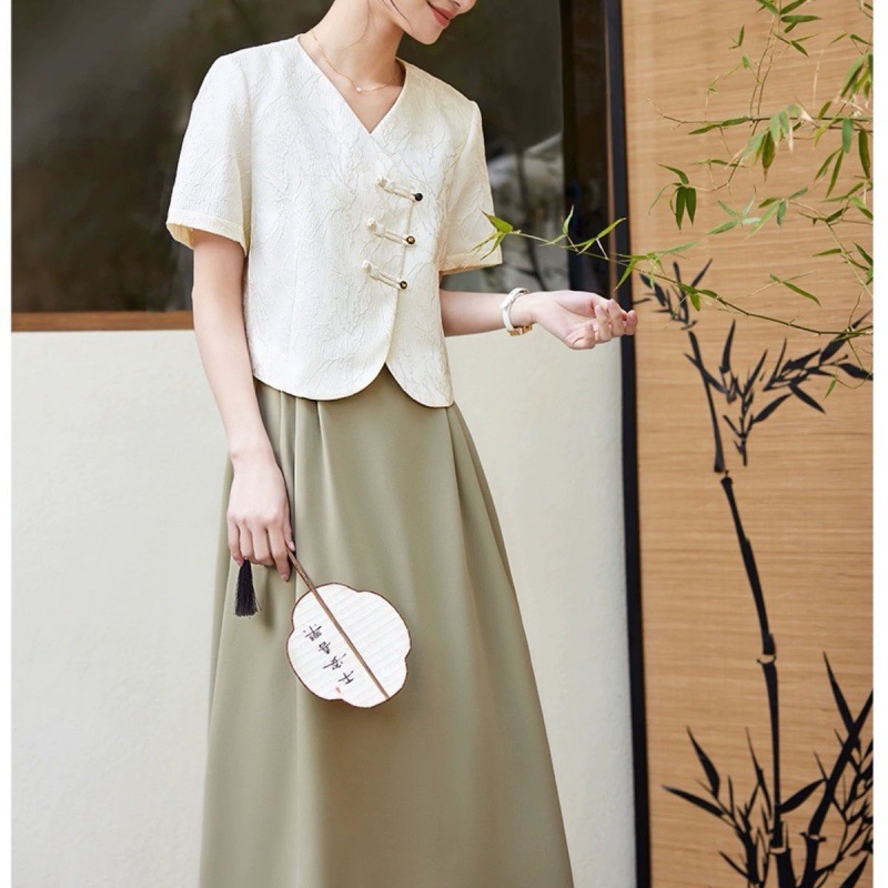 新中式国风连衣裙套装女士夏季复古肌理感短袖上衣吊带裙子两件套