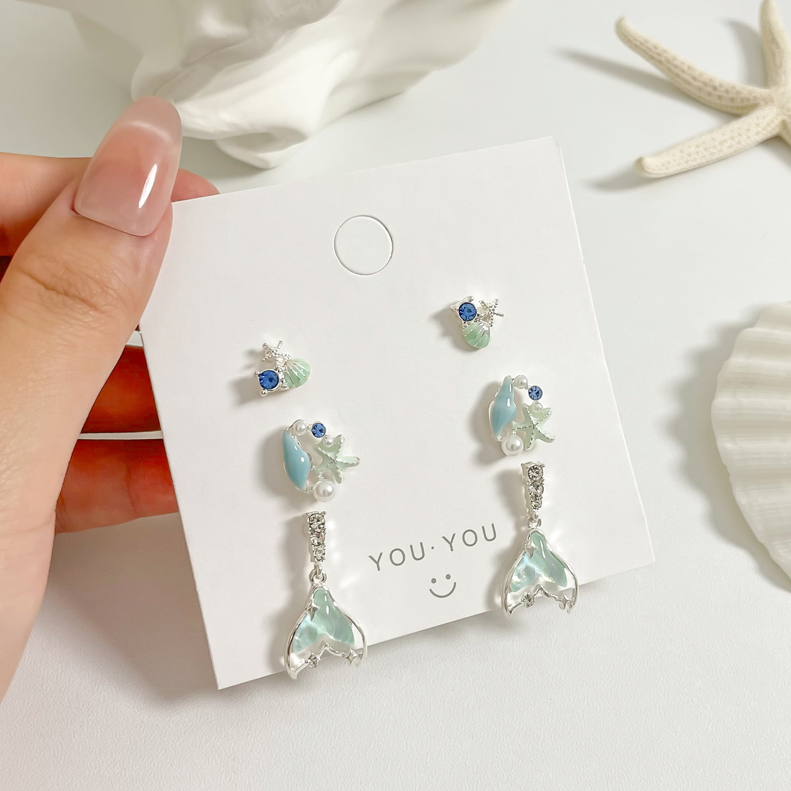 Juego de pendientes de aguja de plata simple y pequeño, combinación de pendientes geométricos de amor, pendientes lindos y dulces de todo fósforo, puesto al por mayor