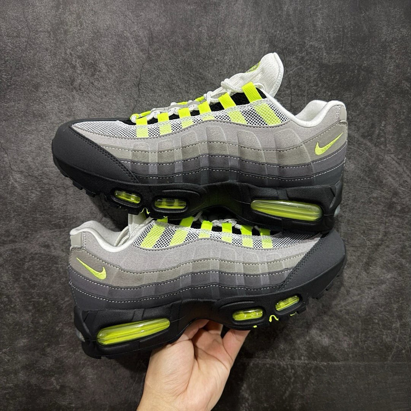 Foreign Trade Cross-Border Putian Pure Original Air Max 95 Running Shoes, Air-Cushioned Sports Shoes for Men, Shock-Absorbing, Factory Direct Shipment Foreign Trade Cross-Border Putian Pure Original Air Max 95 Running Shoes, Air-Cushioned Sports Shoes for Men, Shock-Absorbing, Factory Direct Shipment