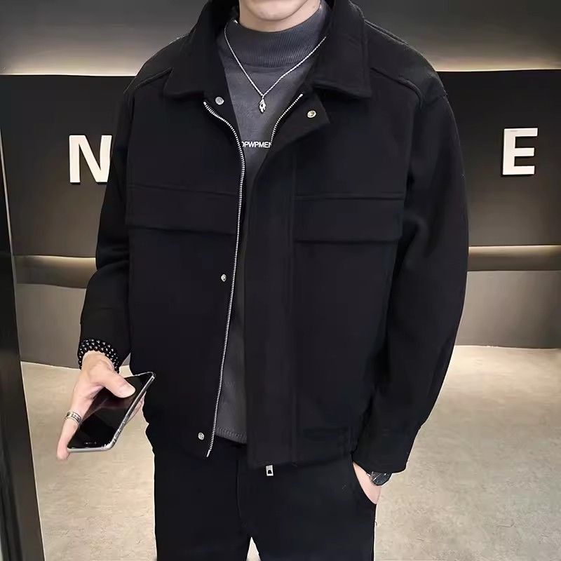 검은색