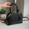 Universal advanced demi-season shoulder bag, high-quality style, internet celebrity