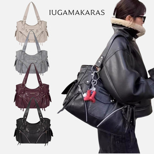 �n��С��������ͬ��IUGAMAKARAS�μ���������������ذ�б���