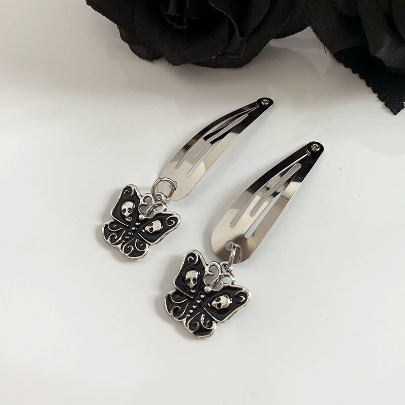 15g Weight Charm Hair Clips Hair Accessories Type 1 Pair Quantity Party, Street Occasion Alloy Material Moon, Heart Shape, Butterfly Pattern All Seasons Season Women's Gender Retro, Punk Style Retro Punk Women's Moon Heart Shape Butterfly Alloy Charm Hair Clips 2