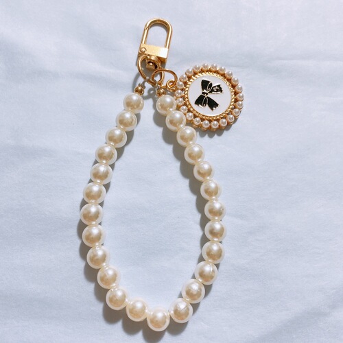 Pearl pendant bracelet, oil-drop shaped round bow pearl phone chain, pearl headphone chain