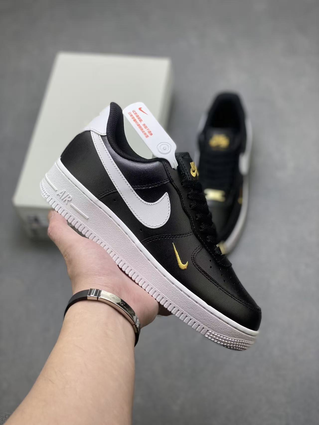 Zapatos de comercio exterior transfronterizo Putian AF1 Fuerza Aérea No. 1 blanco puro negro puro zapatos de patina baja para hombres y mujeres zapatos deportivos casuales