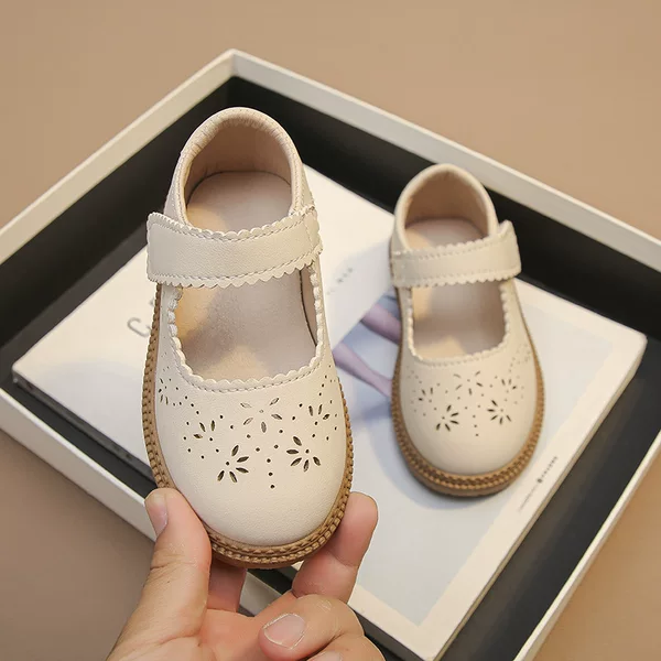 Girls' Hollow Leather Shoes, Spring and Summer Soft-Soled Princess Shoes, Baby Breathable Single Shoes, Children's Fashionable Mary Jane Shoes