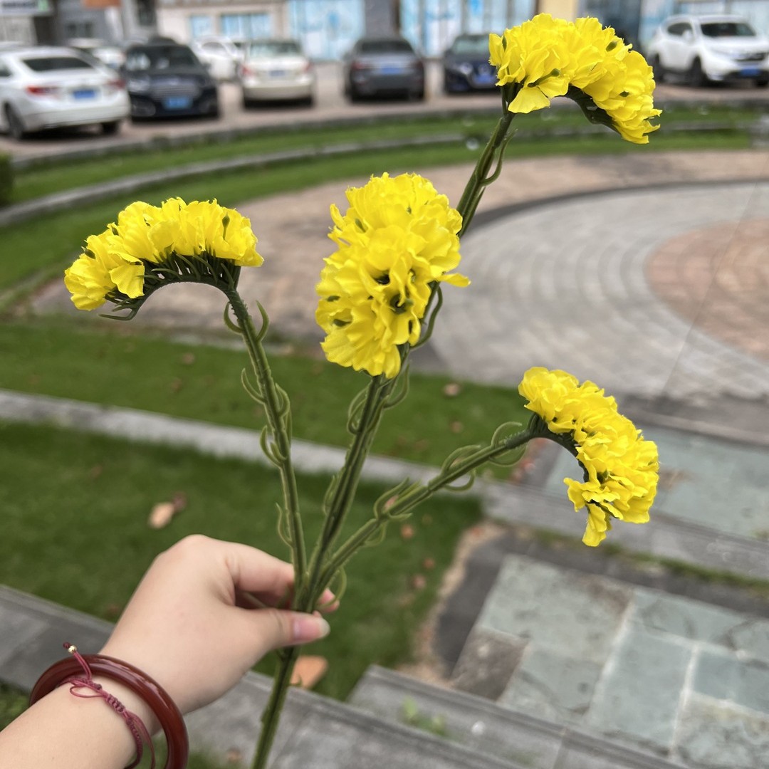 Nueva fábrica de flores artificiales de la boda amarillo leche amarillo limón amarillo fresco al aire libre Salón de la boda decoración flor falsa al por mayor