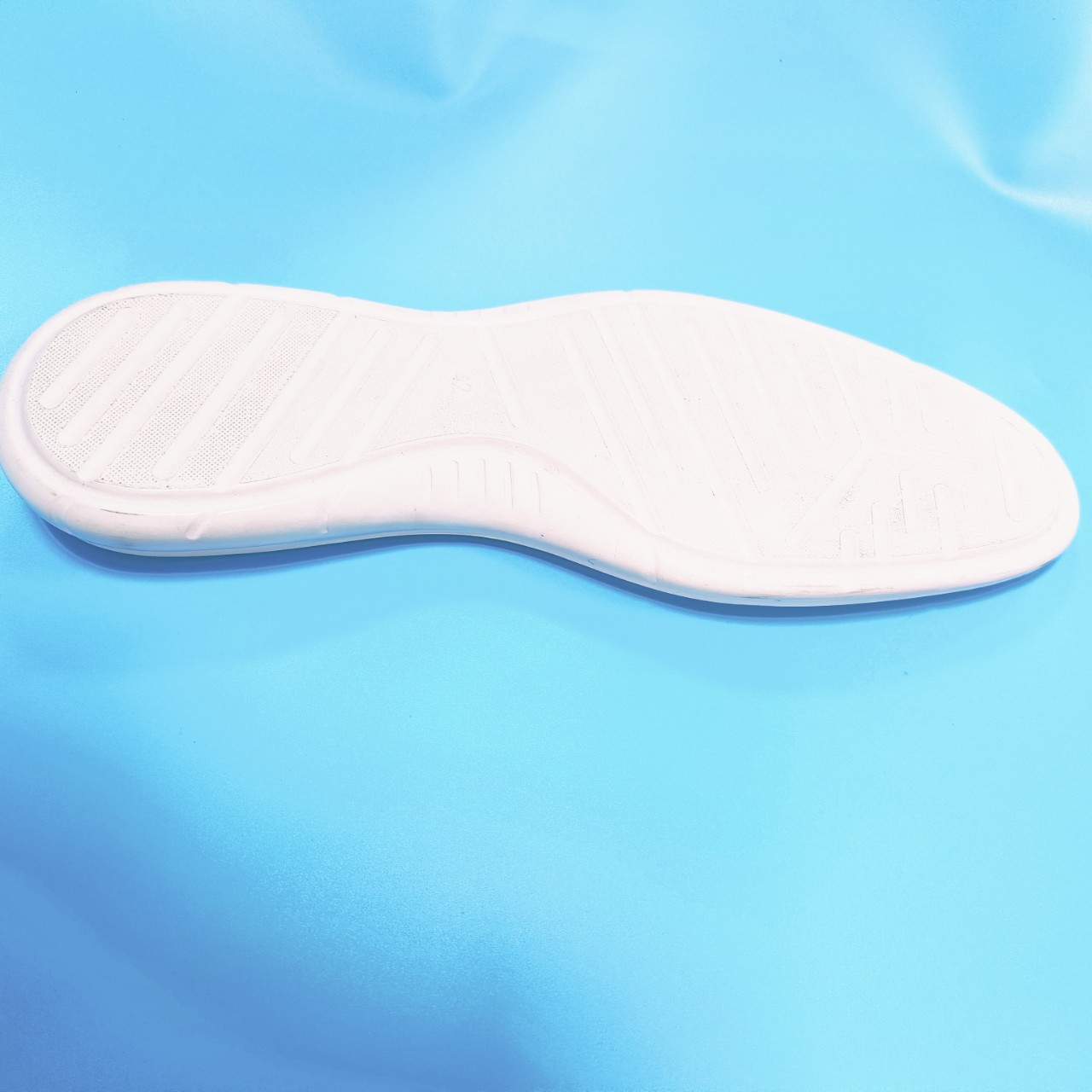 夏季新款真软皮潮流休闲软底防滑.PU 底中年平底舒适百搭男士鞋底