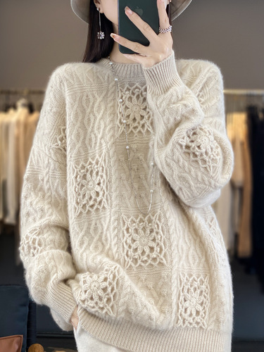 100% Wool Crochet Base Shirt for Women, New Arrival, Stylish and Plus-Size Undergarment, Autumn/Winter Knitted Sweater for Women