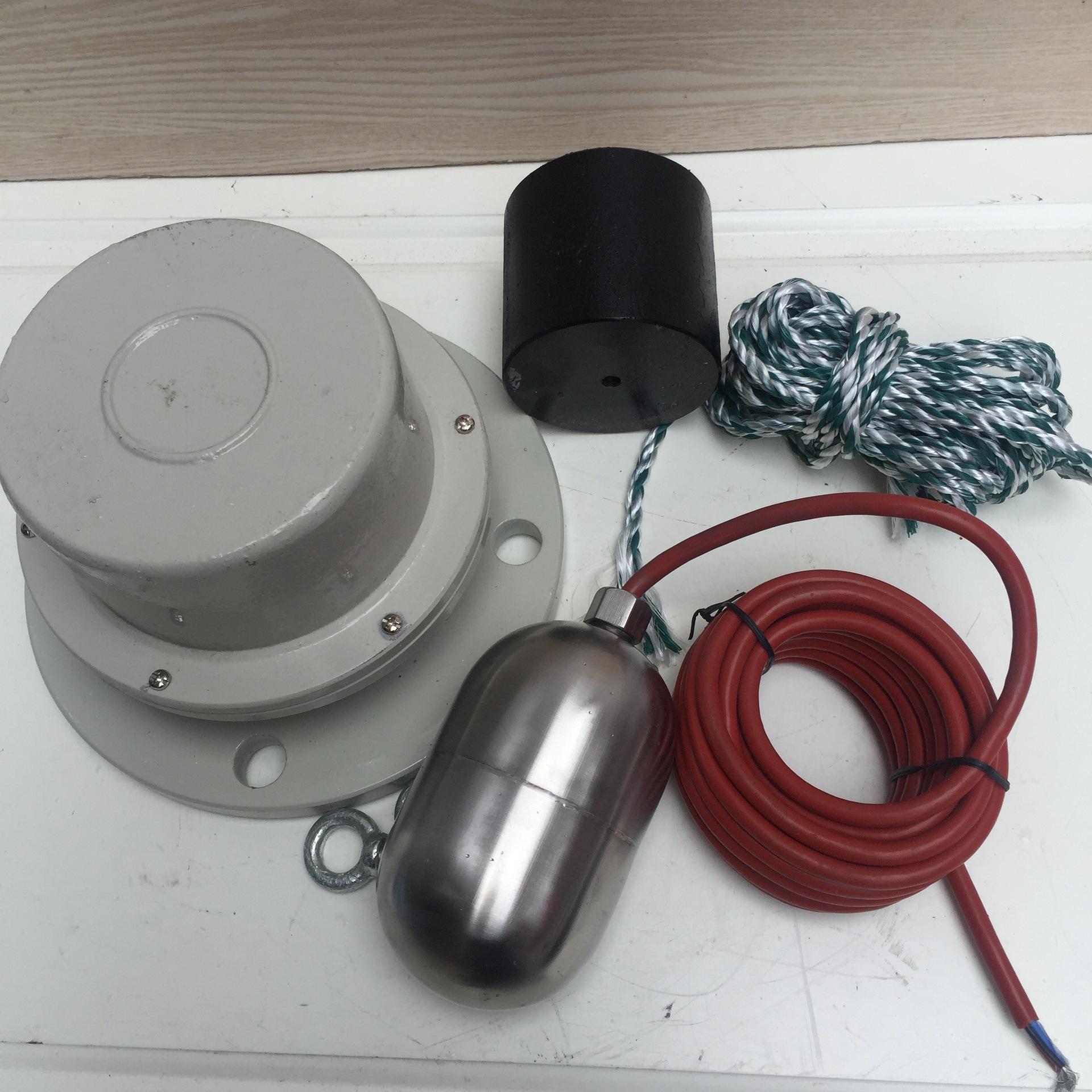 不锈钢浮球开关耐高温水位控制器UQK-611 浮球磁位性液位控制开关