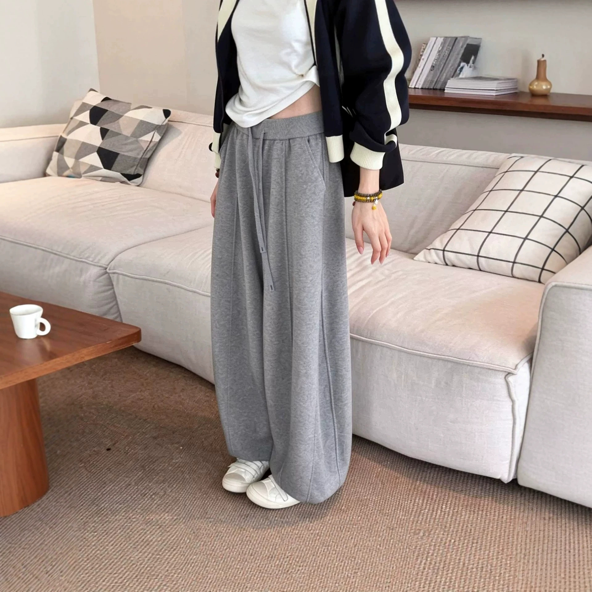 欧货抽绳阔腿弯刀卫裤女2026秋季新款宽松百搭收口两穿休闲运动裤