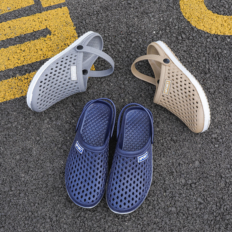 Spot Crocs outside wear Baotou couple slippers household PVC anti-slip summer anti-odor breathable cool slippers wholesale