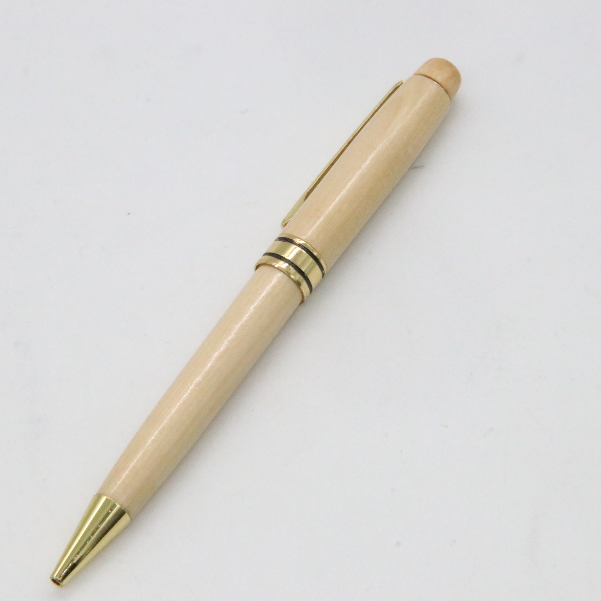 Bambú pluma pantalla táctil de alta color láser logo fábrica al por mayor en stock bolígrafo bambú al por mayor firma pluma