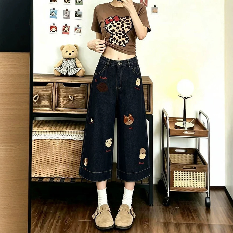 Factory Custom-Made Black Loose Denim Shorts for Women, Three-Quarter Length, Wide-Leg, Cuffed, Embroidered, High-Waisted, Versatile Straight-Leg Pants Factory Custom-Made Black Loose Denim Shorts for Women, Three-Quarter Length, Wide-Leg, Cuffed, Embroidered, High-Waisted, Versatile Straight-Leg Pants