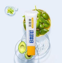 Japanese Ding Ding lip balm 10g moisturizing and moisturizing lips for men and women can be shipped in one piece and wholesale can be authorized