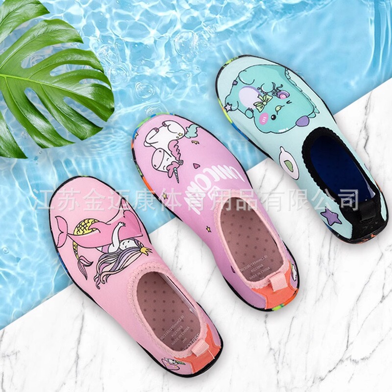 Children's upstream beach shoes summer boys and girls baby quick-drying wading shoes non-slip children swimming skipping training shoes Children's upstream beach shoes summer boys and girls baby quick-drying wading shoes non-slip children swimming skipping training shoes