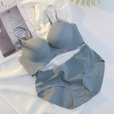 Alta calidad caliente-venta sujetador inalámbrico ropa interior sin costuras de las mujeres pequeño pecho push up engrosada traje especial sexy 6612