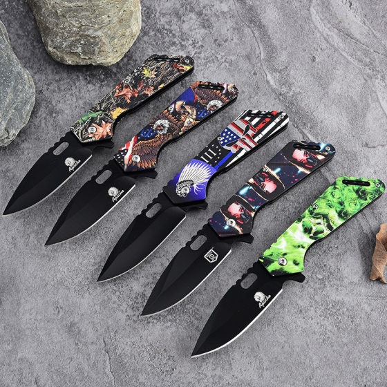 The new folding knife is not steel cutting edge carry-on self-defense knife outdoor camping knife