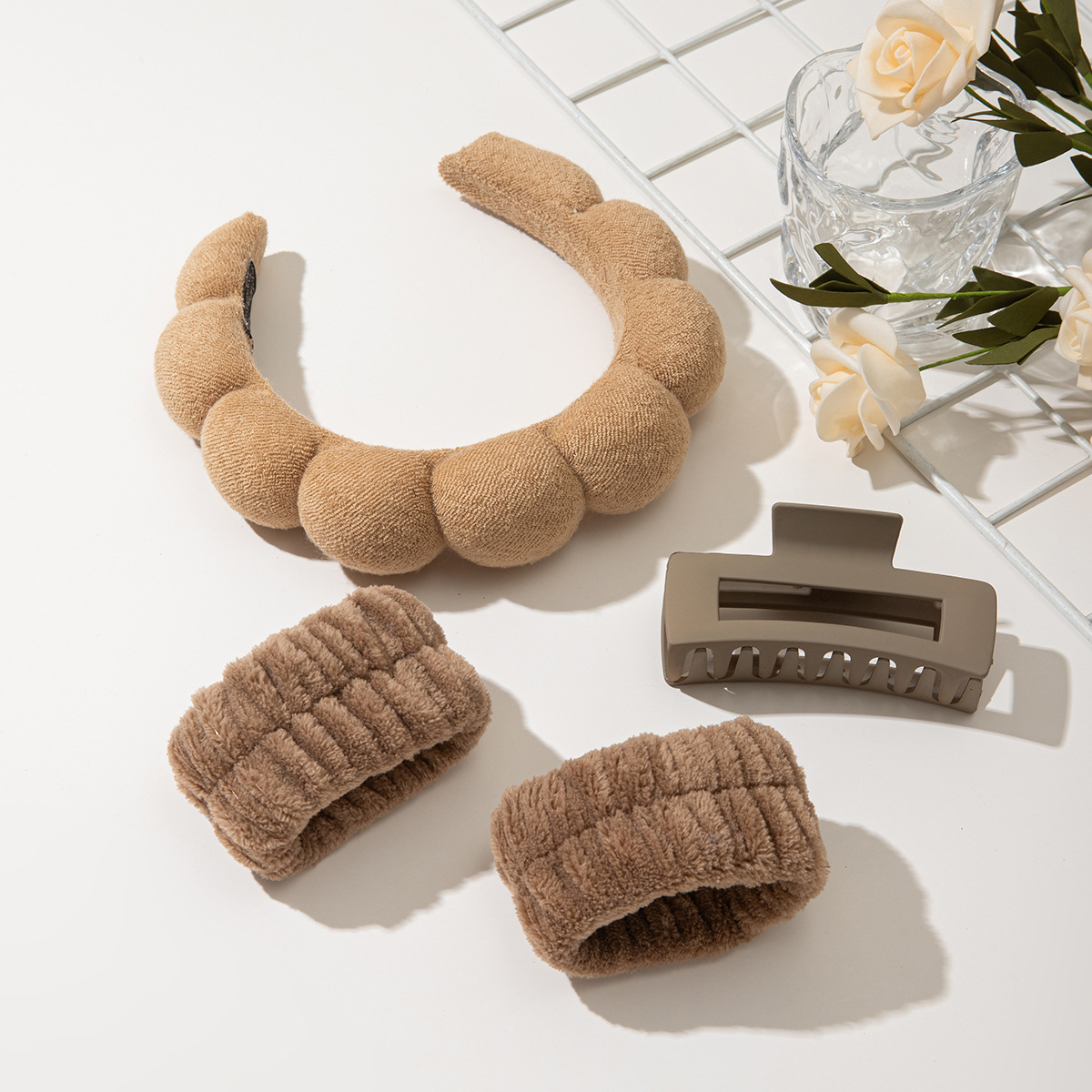 Nube transfronteriza cabello abrazadera de agarre conjunto de huevos multicolores flores de agarre abrazadera de gran tamaño correa de muñeca impermeable al por mayor