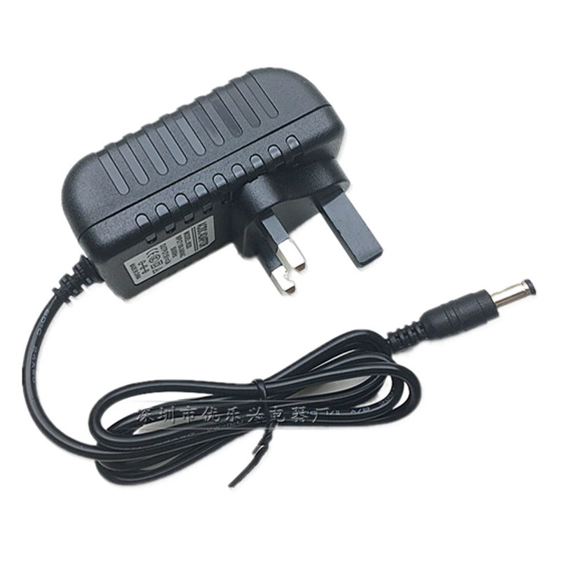 Адаптер питания британского стандарта и Трехконтактный штекер пожарного типа