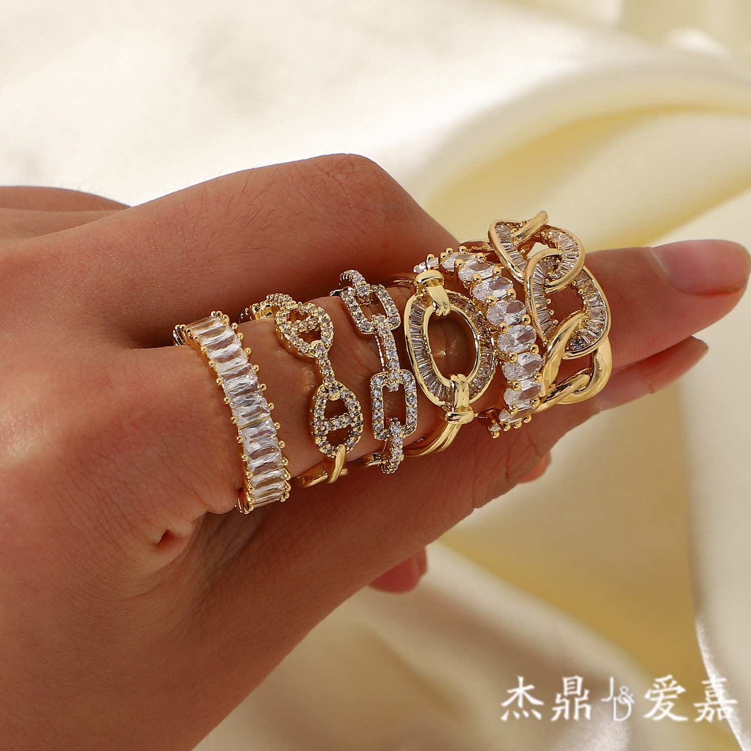 Ins style high-end feeling female national style ring does not fade zircon ring opening retro ring ring wholesale