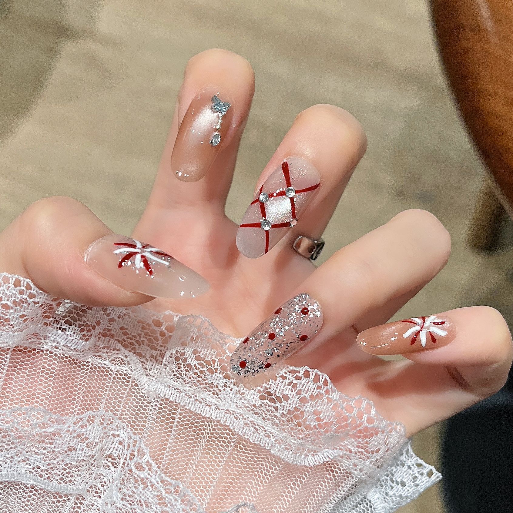 Nuevo parche de uñas falsas de invierno y otoño desmontable de uñas de ojo de gato oval manuales
