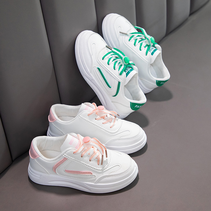 Zapatos deportivos para niñas 2023 otoño nuevo cuero de lazos para niños zapatos casuales para niños pequeños zapatos blancos para niños