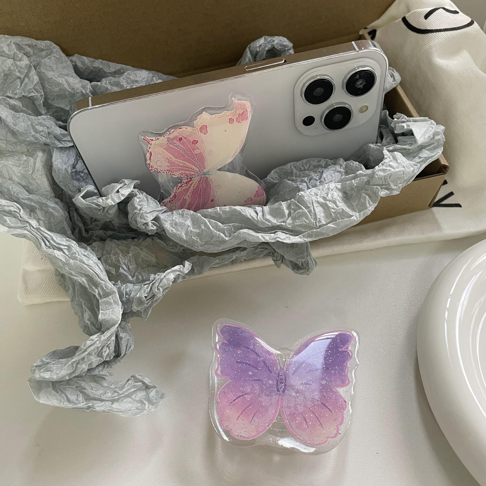 25g Weight iPhone Applicable Brands Butterfly Plastic Simple Style Classic Style   Mobile Phone Holder