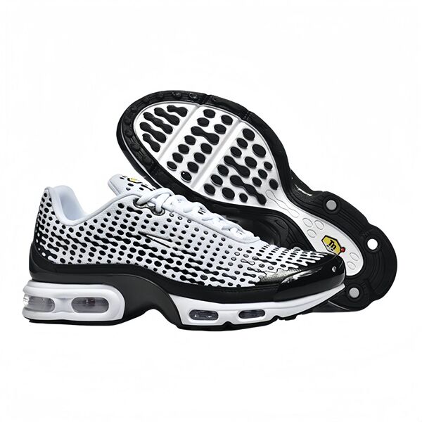 shock-absorbing breathable shoes
