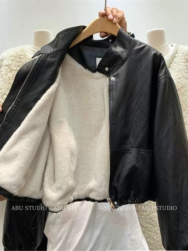 Fleece-Lined Short Jacket for Autumn and Winter, Petite Thickened New Motorcycle Leather Jacket for Women, 2025 High-End Black