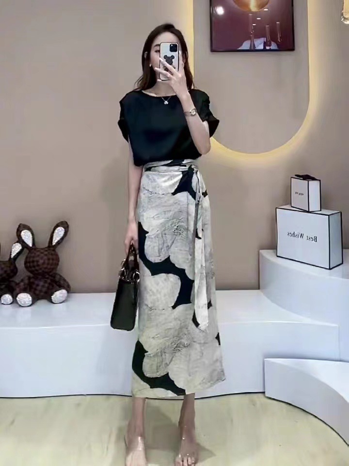 Bộ đầm hai mảnh FL222326 mùa hè phong cách tiểu thư trẻ trung — Đen trắng