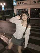假两件撞色镂空针织衫女早秋季设计感拼接露肩不规则打底T恤上衣