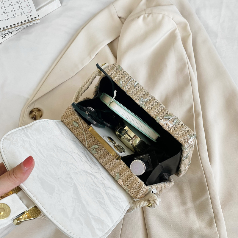 Bolso de hombro para mujer, estilo pastoral, bolso de mano con mango de bambú tejido de paja, bolso de mensajero de playa de bosque fresco y dulce