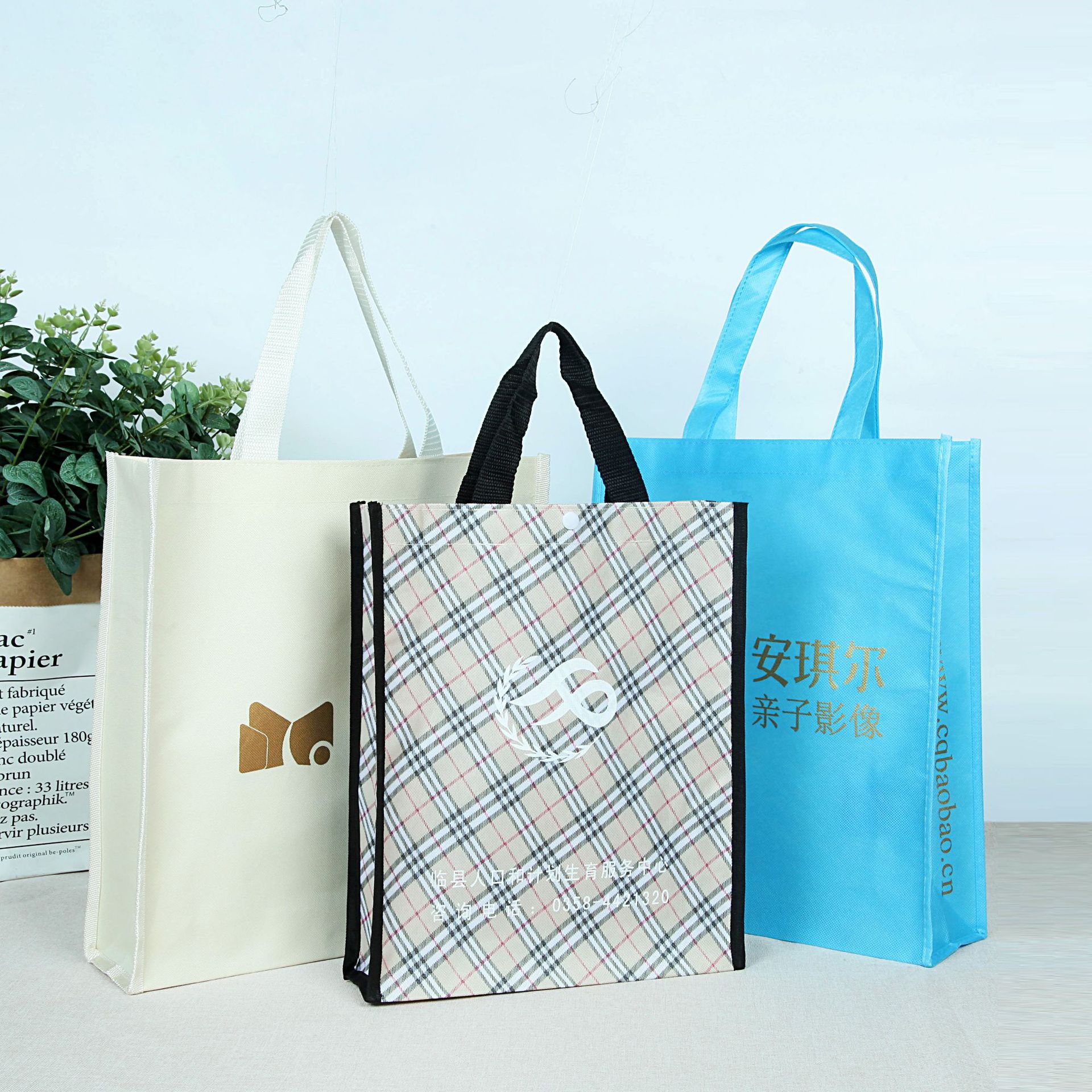 厂家生产定制无纺布袋 覆膜无纺布购物袋礼品包装立体袋定做logo