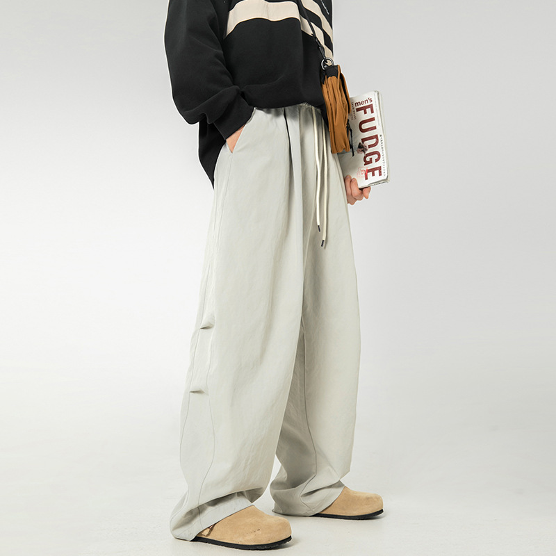 Pantalon homme monochrome plissé style Scimitar, coupe décontractée, collection printemps 2025, long, rétro, ample, tendance, légèrement fuselé, à cordon de serrage._voghion.com