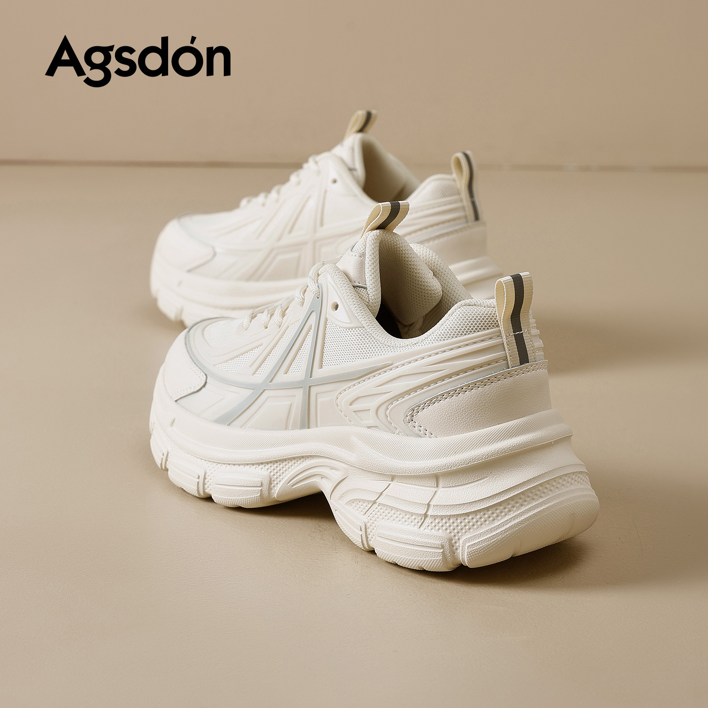 Zapatos de invierno para mujeres 2025 nuevos zapatos casuales de invierno gigantes, zapatos deportivos altos.