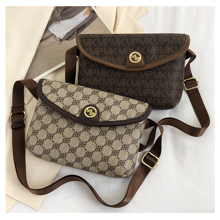 Small bags for women 2023 new trendy fashion retro printed crossbody bag chest bag versatile temperament single shoulder small square bag_voghion.com