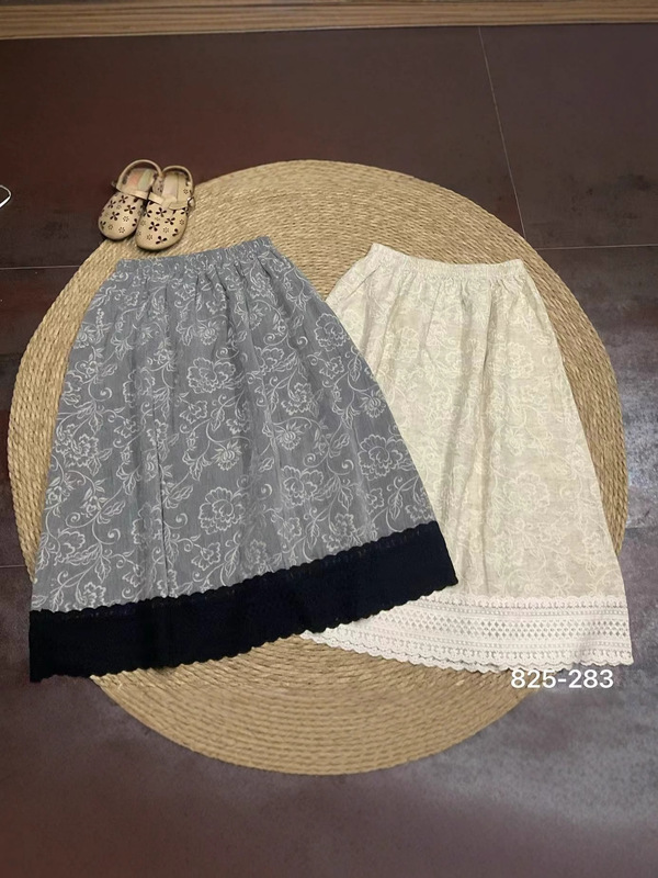 825283韩系复古刺绣流苏长袖衬衫女绣花马甲拼接半身裙套装825282|undefined