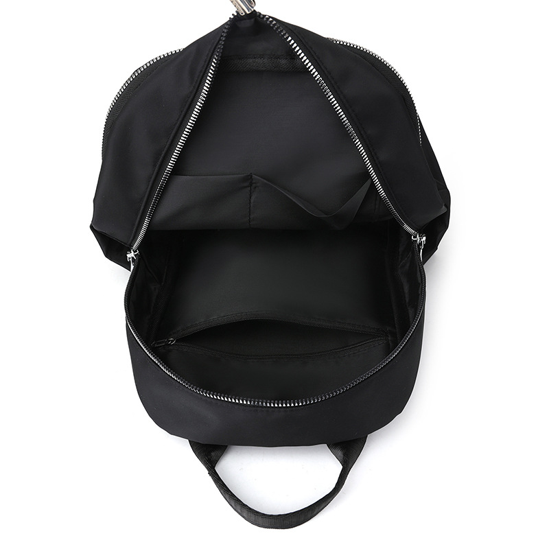 Comercio exterior al por mayor 2024 nuevo estilo casual señoras mochila de nailon moda estilo occidental al aire libre mochila de viaje de gran capacidad