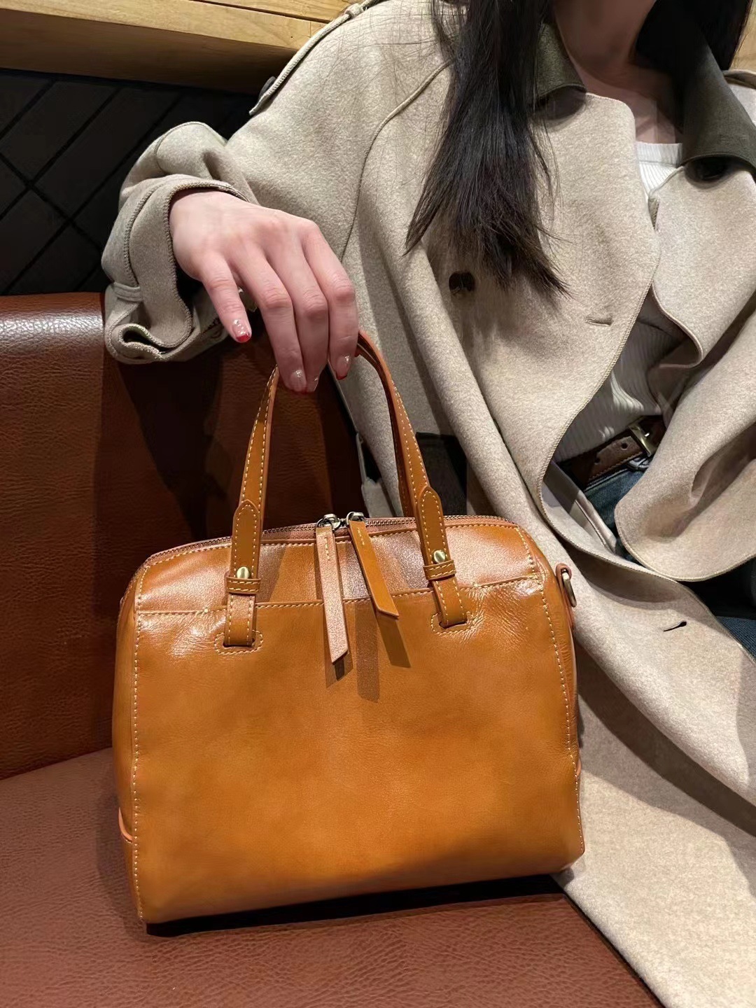 Bolso de cuero curtido vegetal primera capa de piel de vaca gran bolsa de pasta de árbol de cuero retro bolsa de mensajero de moda casual todo-fósforo de cuero suave 775