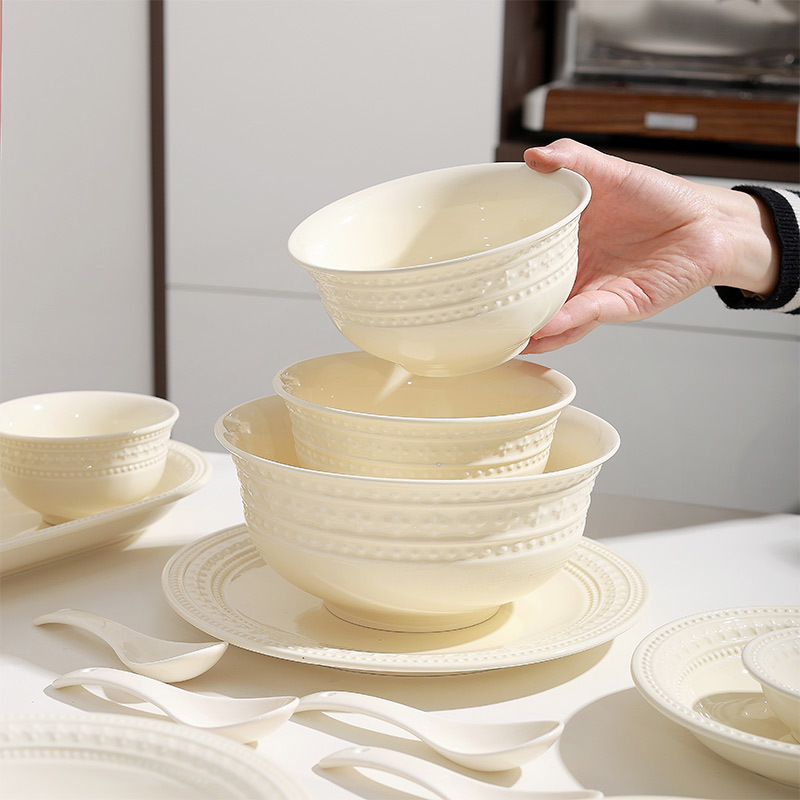 クリーム系のシンプルな食器セット、高級感のある軽い高級感のある家庭用陶器のボウル、皿、スープボウル、下絵付の陶磁器食器|undefined