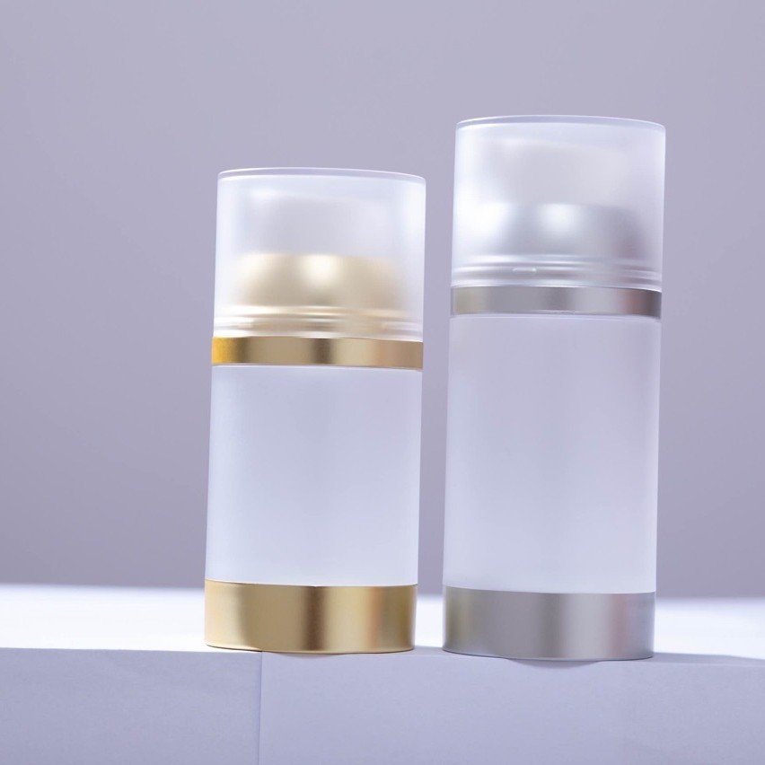 厂家直销现货真空设计韩国同款小气泡洗面奶瓶120ml化妆品包材