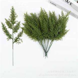 Cross-border SPEcially Designed for Simulated Pine Needles, Five-pronged Stereo Tower Pine Branches, Christmas and Christmas Circle Decoration, Pe Pine and Cypress Branches Wholesale