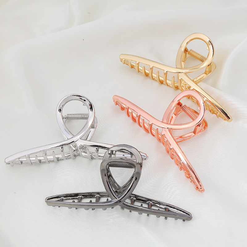 European And American Fashion Simple Metal Large Grabbing Clip Wholesale display picture 1