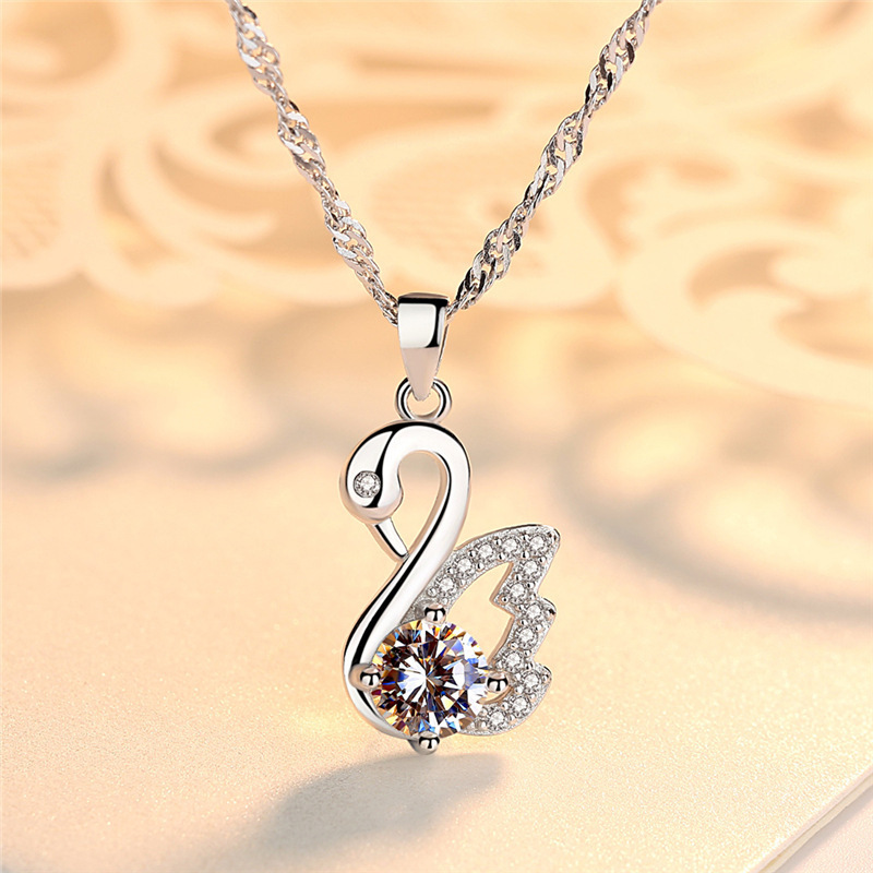 プラチナネックレス ガールフレンドギフト 18K ホワイトゴールドネックレス 多用途ジュエリー ダイヤモンドペンダント レディース パストラルスタイル|undefined